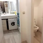 Accueillant A 32 M² Avec Balcon Mandelieu