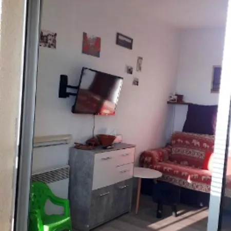 Accueillant A 32 M² Avec Balcon Lägenhet Mandelieu