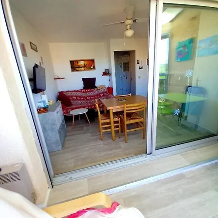 Accueillant A 32 M² Avec Balcon