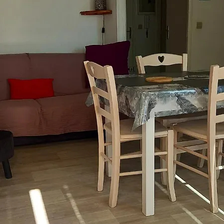 Accueillant A 32 M² Avec Balcon *