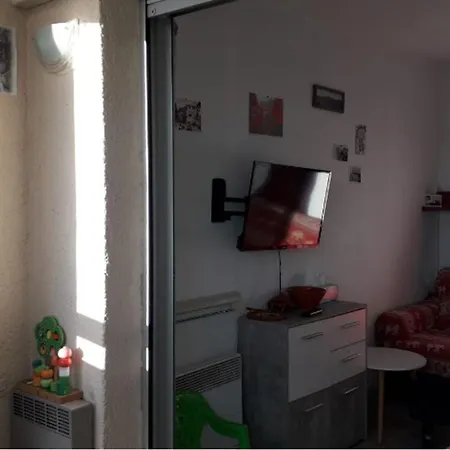 Accueillant A 32 M² Avec Balcon *